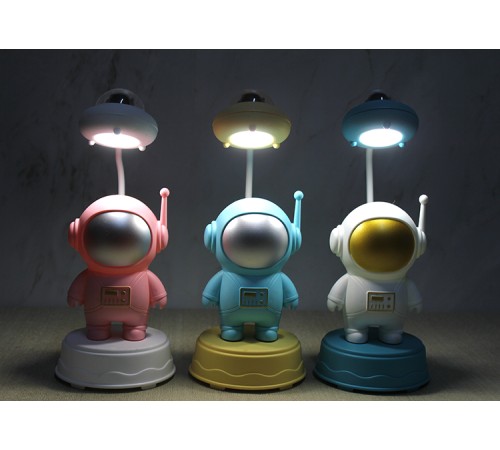 Astronot Masa Lambası
