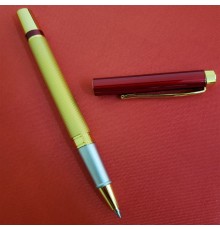 Kutulu Kırmızı Gold Tasarım Roller Kalem