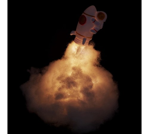 Kendin Yap Uçan Astronot Tasarımlı Gece Lambası Kendin Yap Uçan Astronot Tasarımlı Gece Lambası