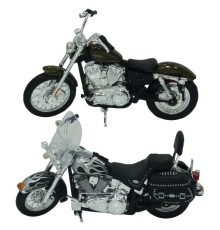 1:18 Harley-Davidson Motorsiklet