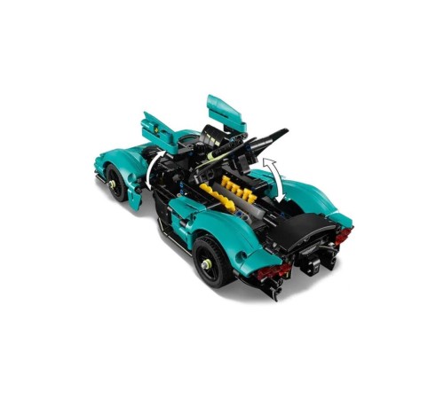 42208 Lego Technic Aston Martin Valkyrie 707 parça +9 yaş