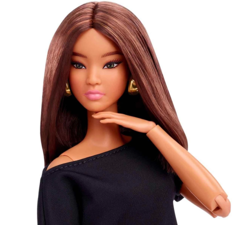 Barbie Basics İkonik Koleksiyon Bebeği Model 01 Barbie Basics İkonik Koleksiyon Bebeği Model 01