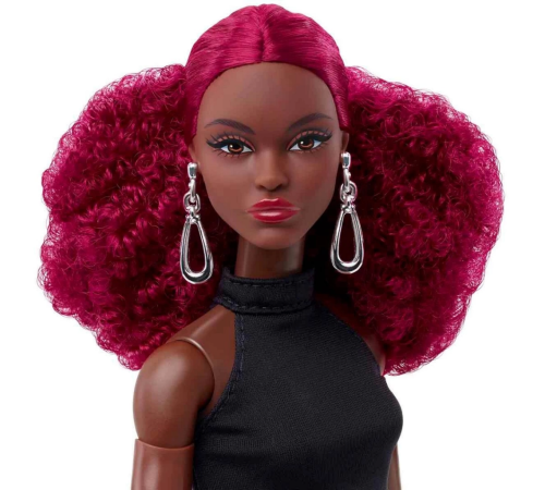 Barbie Basics İkonik Koleksiyon Bebeği Model 03 Barbie Basics İkonik Koleksiyon Bebeği Model 03
