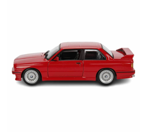 Bburago 1:24 BMW M3 1988 Model Araba Bburago 1:24 BMW M3 1988 Model Araba