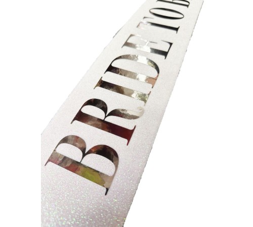Beyaz Üzeri Gümüş Büyük Bride To Be Yazılı Simli Işıltılı Kuşak Kemer 10x80 cm Beyaz Üzeri Gümüş Büyük Bride To Be Yazılı Simli Işıltılı Kuşak Kemer 10x80 cm