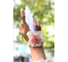 Bride to be Nedime Gelin Bilekliği Tüy ve İnci Boncuk Detaylı Somon Renkli Bekarlığa Veda Partisi Bilekliği 10 Adet