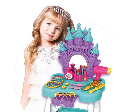 Nessi World Candy & Ken Şato Güzellik Masası Nessi World Candy & Ken Şato Güzellik Masası