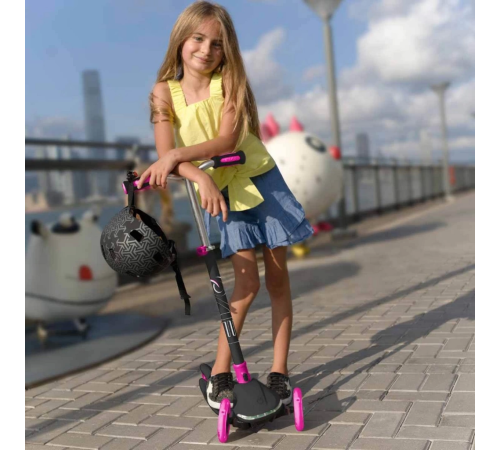 Evo 3 Tekerlekli Katlanabilir Illuminate Işıklı Pembe Scooter Evo 3 Tekerlekli Katlanabilir Illuminate Işıklı Pembe Scooter