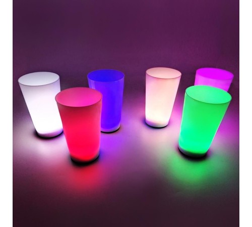 Glow Partisi Bardakları 6 Renk 6 Adet 1.5 oz Glow Partisi Bardakları 6 Renk 6 Adet 1.5 oz