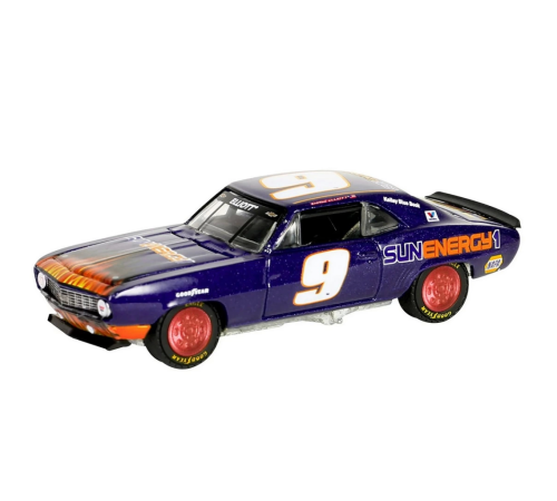 Greenlight 1/64 1969 Chevrolet Camaro - Chase Elliott Greenlight 1/64 1969 Chevrolet Camaro - Chase Elliott