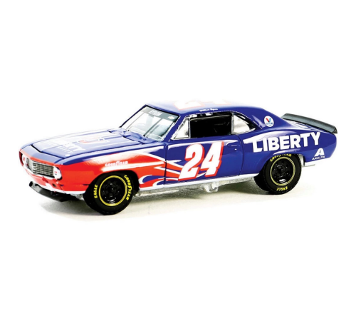 Greenlight 1/64 1969 Chevrolet Camaro - William Byron Greenlight 1/64 1969 Chevrolet Camaro - William Byron