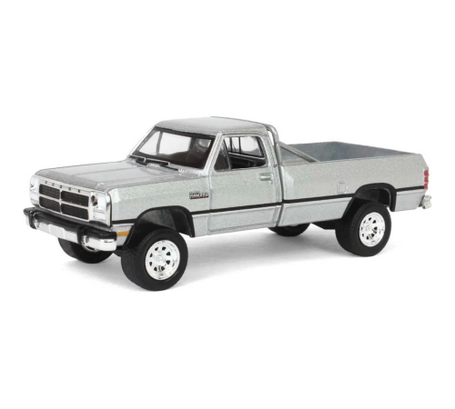 Greenlight 1/64 All-Terrain Series 16- 1992 Dodge Ram D250 Power Ram Greenlight 1/64 All-Terrain Series 16- 1992 Dodge Ram D250 Power Ram