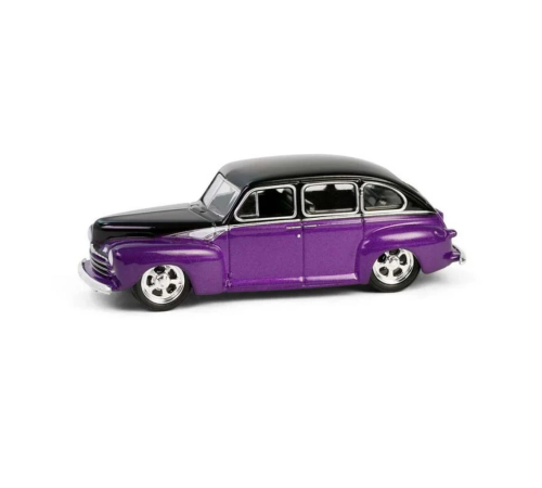 Greenlight 1/64 California Lowriders Series 6- 1946 Fordor Super Deluxe Greenlight 1/64 California Lowriders Series 6- 1946 Fordor Super Deluxe