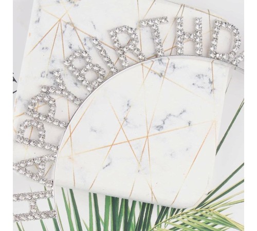 Gümüş Kristal Taşlı Happy Birthday Doğum Günü Tacı İthal Ürün A Kalite 17x16 cm Gümüş Kristal Taşlı Happy Birthday Doğum Günü Tacı İthal Ürün A Kalite 17x16 cm