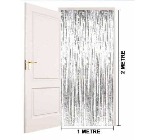 Gümüş Renk Ekstra Metalize Parlak Saçaklı Arka Fon Perde İthal A Kalite 1x2 Metre Gümüş Renk Ekstra Metalize Parlak Saçaklı Arka Fon Perde İthal A Kalite 1x2 Metre