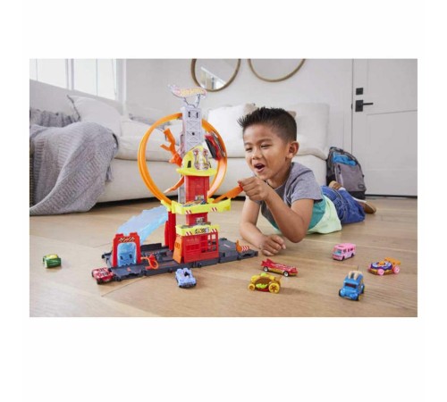 HKX41 Hot Wheels Çember Pistli İftaiye İstasyonu HKX41 Hot Wheels Çember Pistli İftaiye İstasyonu