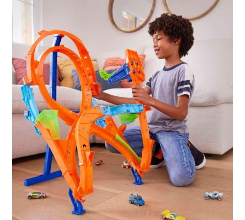 HMB15 Hot Wheels Dikey Yarış Heyecanı Oyun Seti HMB15 Hot Wheels Dikey Yarış Heyecanı Oyun Seti