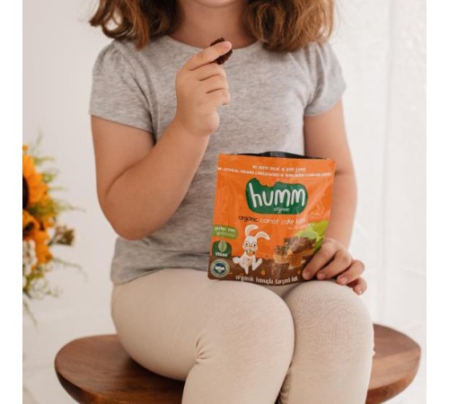 Humm Organik Havuçlu Tarçınlı Vegan Kek 30 Gr Humm Organik Havuçlu Tarçınlı Vegan Kek 30 Gr