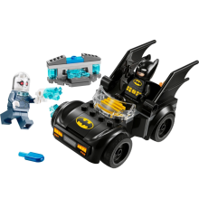 LEGO DC Batman: Batman ve Batmobile, Mr. Freeze’e Karşı Araç Oyun Seti 76301
