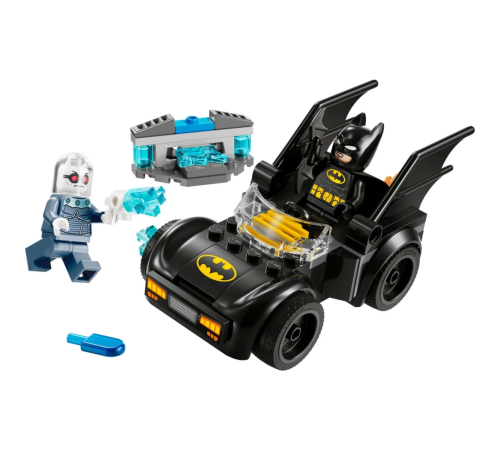 LEGO DC Batman: Batman ve Batmobile, Mr. Freeze’e Karşı Araç Oyun Seti 76301 LEGO DC Batman: Batman ve Batmobile, Mr. Freeze’e Karşı Araç Oyun Seti 76301