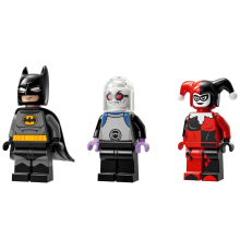LEGO DC Batman: Batmobile ile Batman, Harley Quinn ve Mr. Freeze’e Karşı 76274