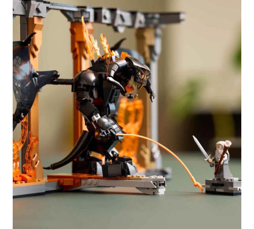 LEGO Icons Yüzüklerin Efendisi: Balrog Kitaplık Dekoru 10367 LEGO Icons Yüzüklerin Efendisi: Balrog Kitaplık Dekoru 10367