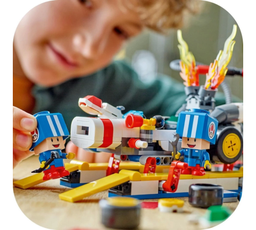 LEGO Super Mario: Mario Kart Toad’un Garajı, Nintendo Karakter Hediyesi 72035