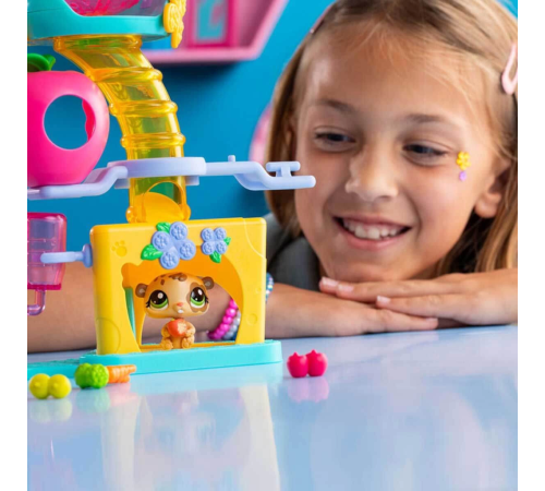 Littlest Pet Shop Minişler Eğlence Fabrikası Oyun Seti S1 Littlest Pet Shop Minişler Eğlence Fabrikası Oyun Seti S1