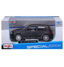 MAY 31290 1:24 Volkswagen Golf R32 -Necotoys