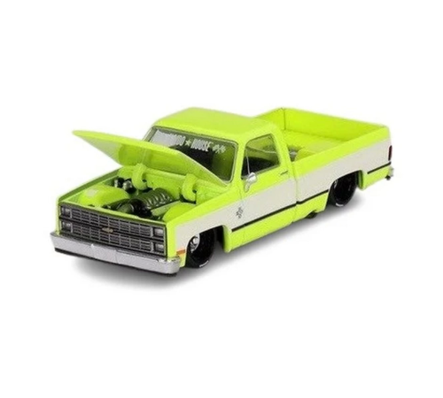 Mini GT 1/64 Chevrolet Silverado KAIDO Flo Yellow V1 Mini GT 1/64 Chevrolet Silverado KAIDO Flo Yellow V1
