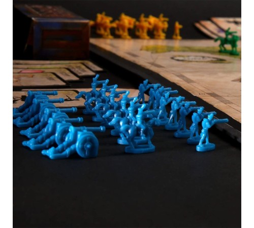 Nessi World B7404 Hasbro Gaming - Risk +10 yaş