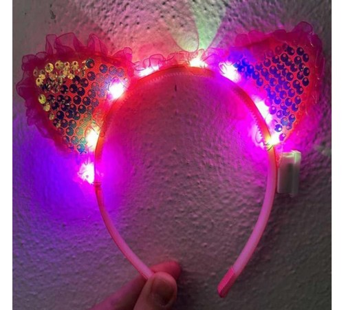 Kenarları Dantelli Fuşya Pullu Payetli Led Işıklı Kedi Kulak Taç 17x19 cm Kenarları Dantelli Fuşya Pullu Payetli Led Işıklı Kedi Kulak Taç 17x19 cm