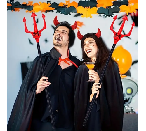 Kırmızı Renk Halloween Cadılar Bayramı Çatal 107 cm Kırmızı Renk Halloween Cadılar Bayramı Çatal 107 cm