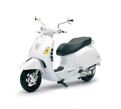 Sunman 1:12 Vespa GTS 300 Super Sunman 1:12 Vespa GTS 300 Super