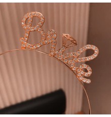 Rose Gold Renkli Taşlı “Bride” Gelin Tacı – El Yazısı Yazı Tipiyle