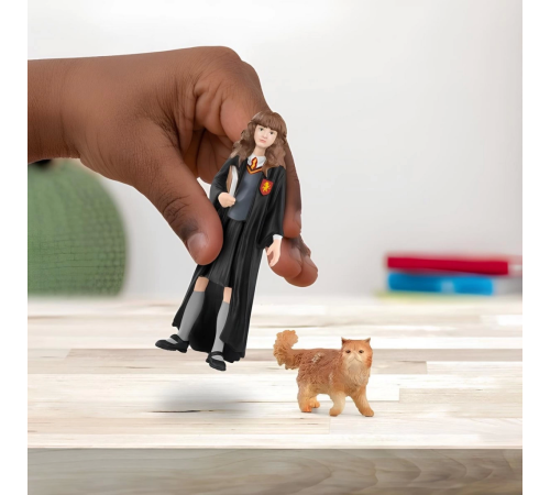 Schleich Hermione Granger Crookshanks 42635 Schleich Hermione Granger Crookshanks 42635