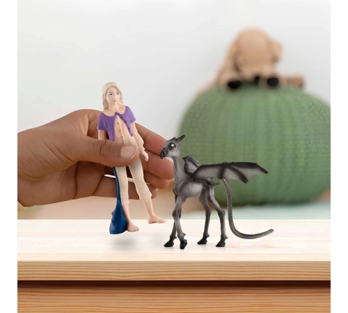 Schleich Luna Lovegood Baby Thestral 42636 Schleich Luna Lovegood Baby Thestral 42636