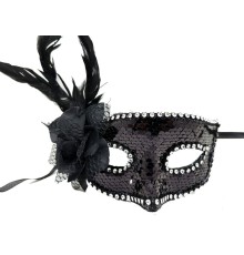Siyah Renk Yandan Tüylü Güllü Gümüş Taşlı Pullu Maske 20x22 cm