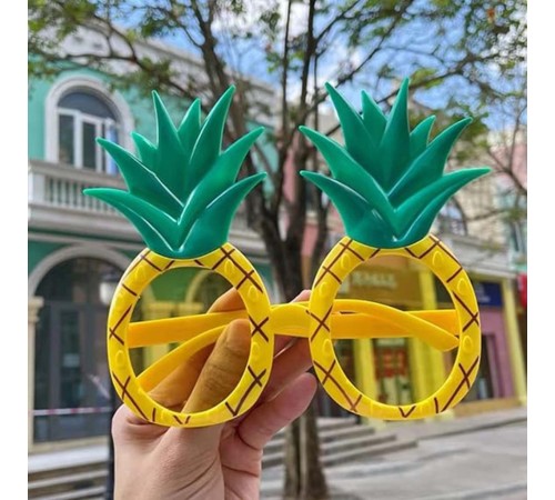 Tropikal Hawaii Ananas Şekilli Parti Gözlüğü 9.5 x 14 cm Tropikal Hawaii Ananas Şekilli Parti Gözlüğü 9.5 x 14 cm