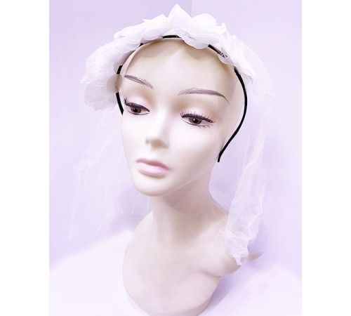 Uzun Duvaklı Üstü Beyaz Çiçekli Parti Tacı