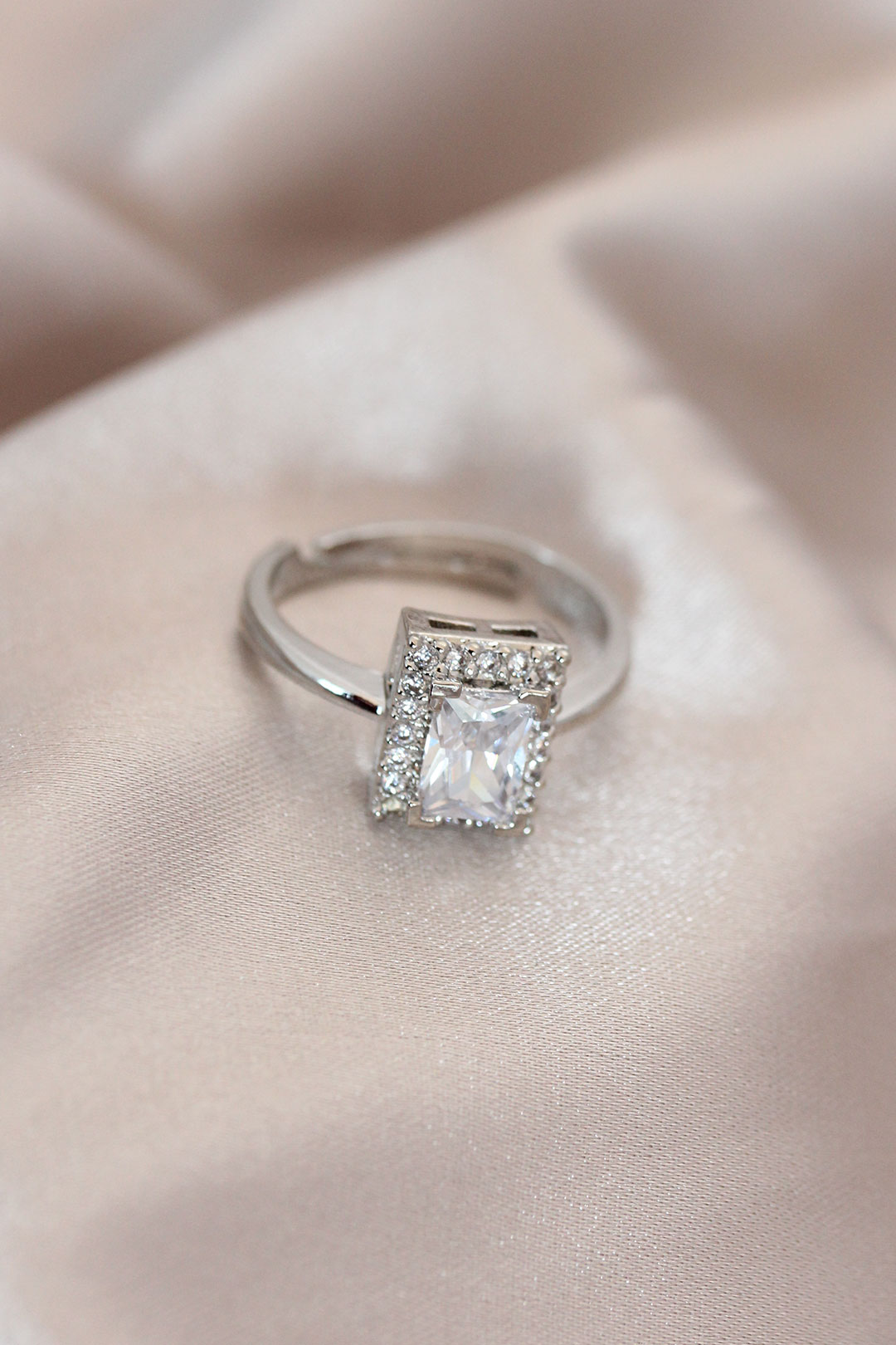 Adjustable Silver Color Metal Zirconia And Crystal Stone Rectangular Model Ring