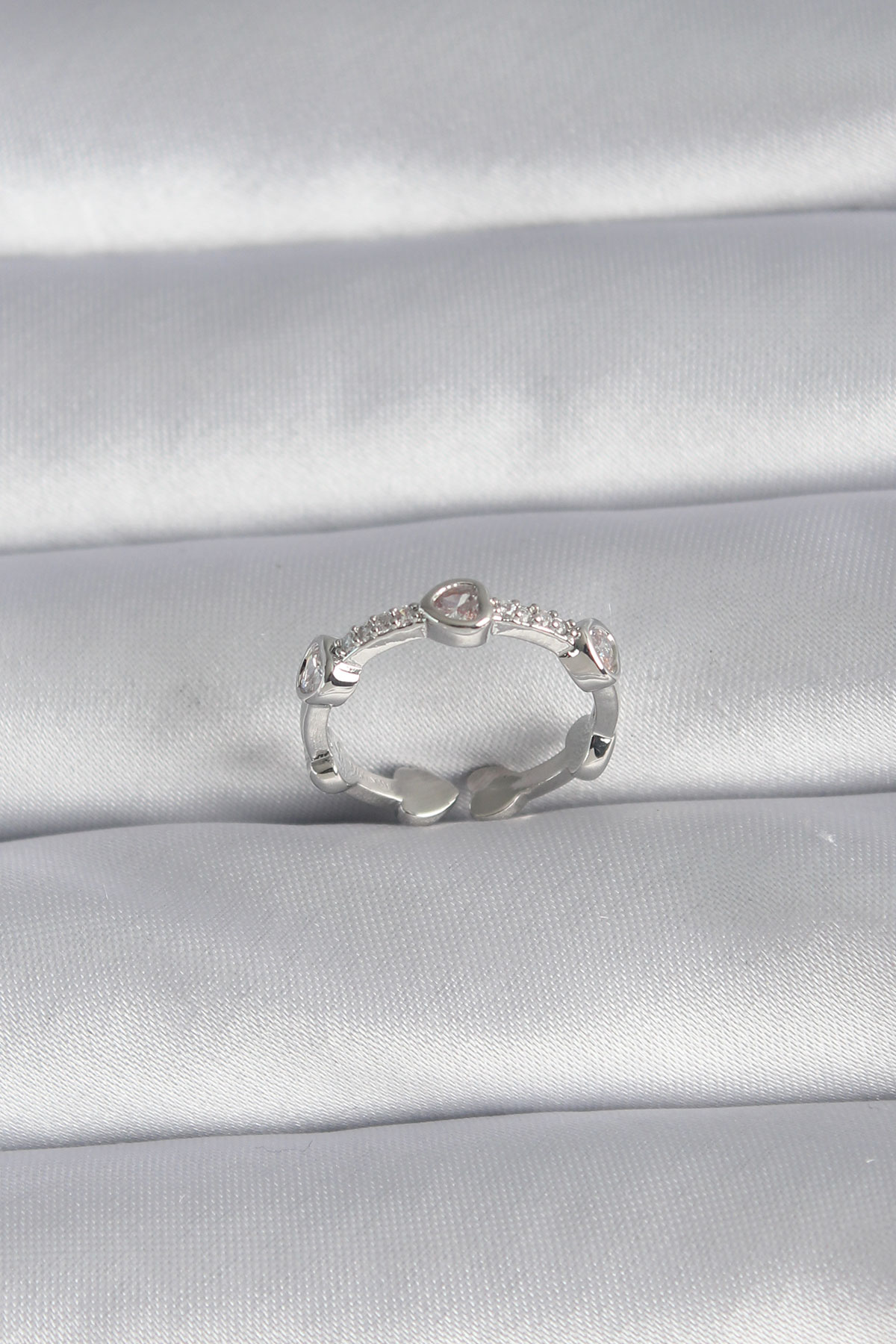 Brass Silver Color Heart Model Zirconia Stone Detail Female Ring