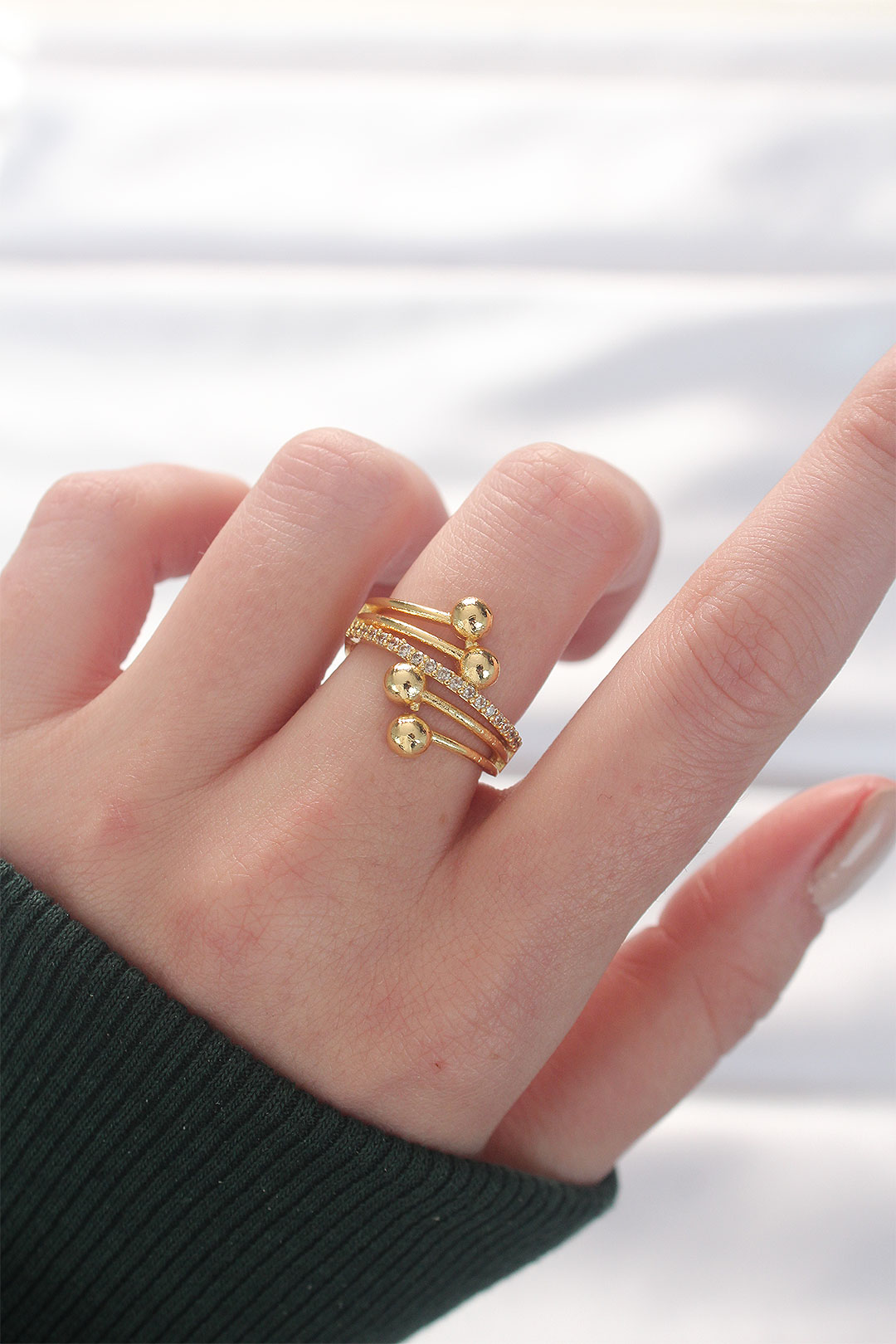 Tophal Model Zircon Stone Gold Color Adjustable Ring