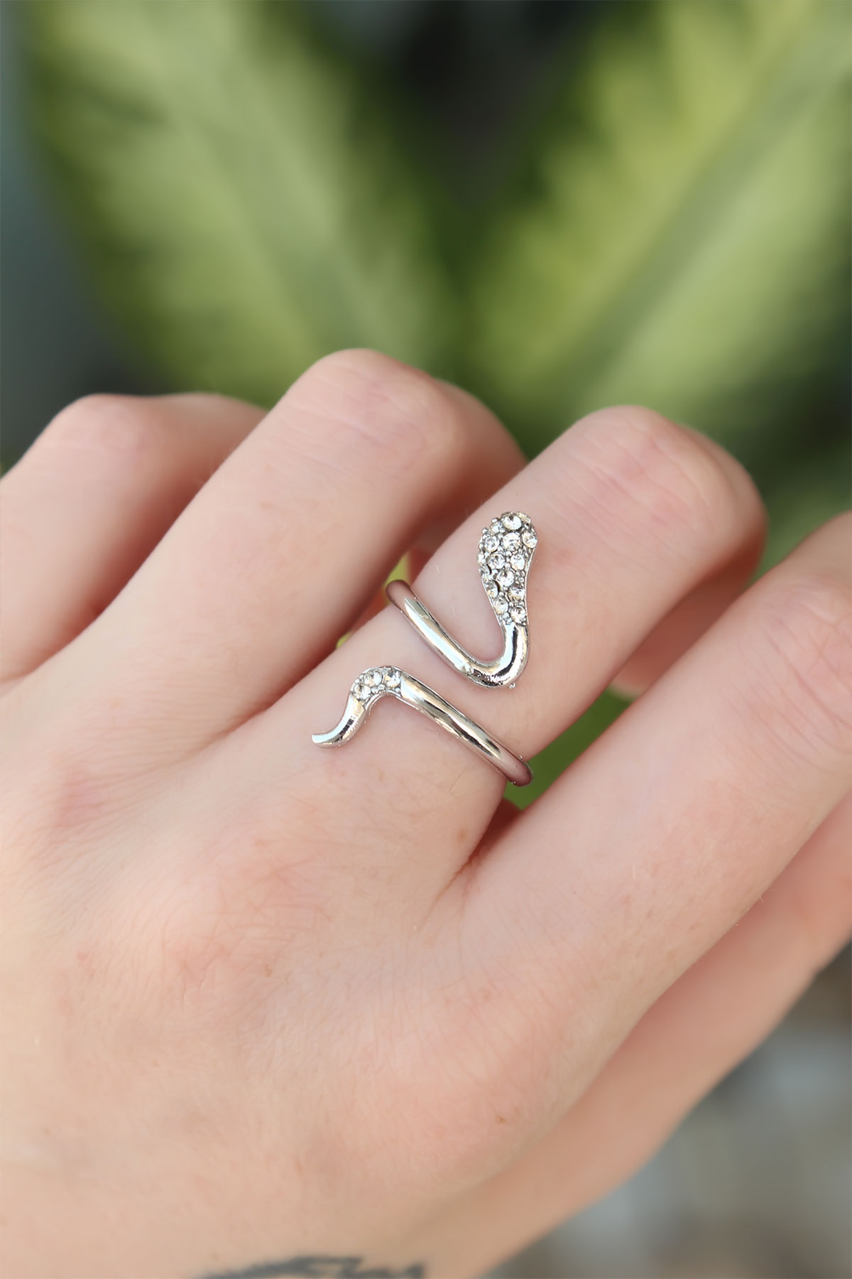Brass Silver Color Adjustable Zirconia Snake Ring With Stone