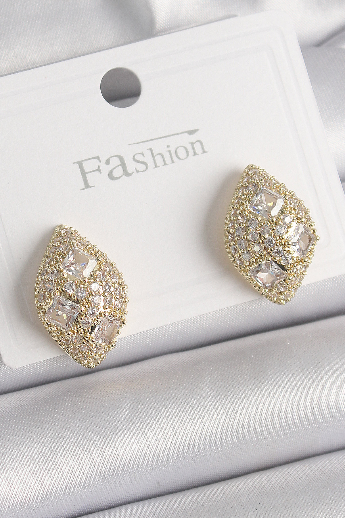 Brass Gold Color Zirconia Stone Embroidered Drop Model Female Earrings