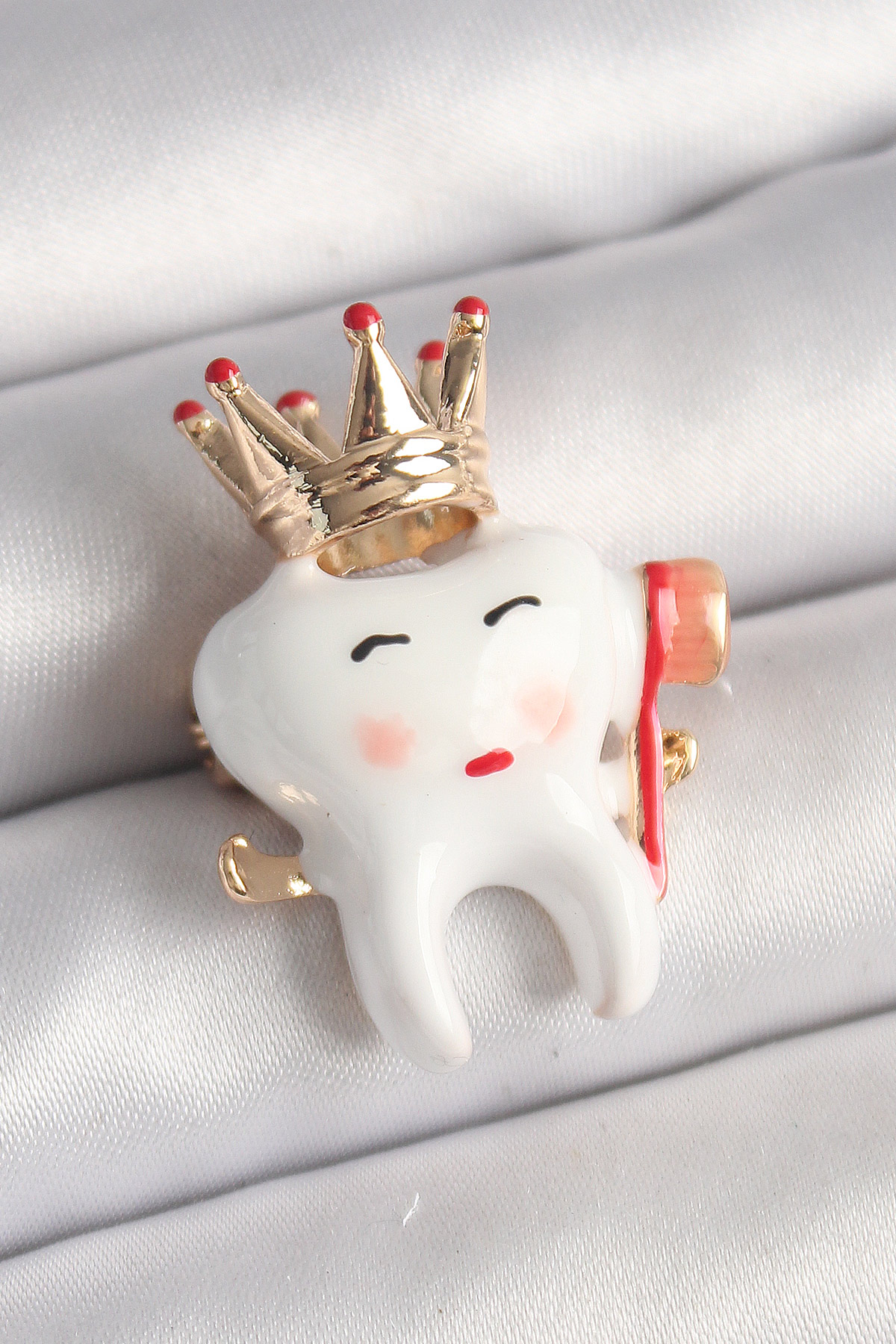 Brass Gold Color Crown White Dental Model Dental Brush Detail Female Brooch