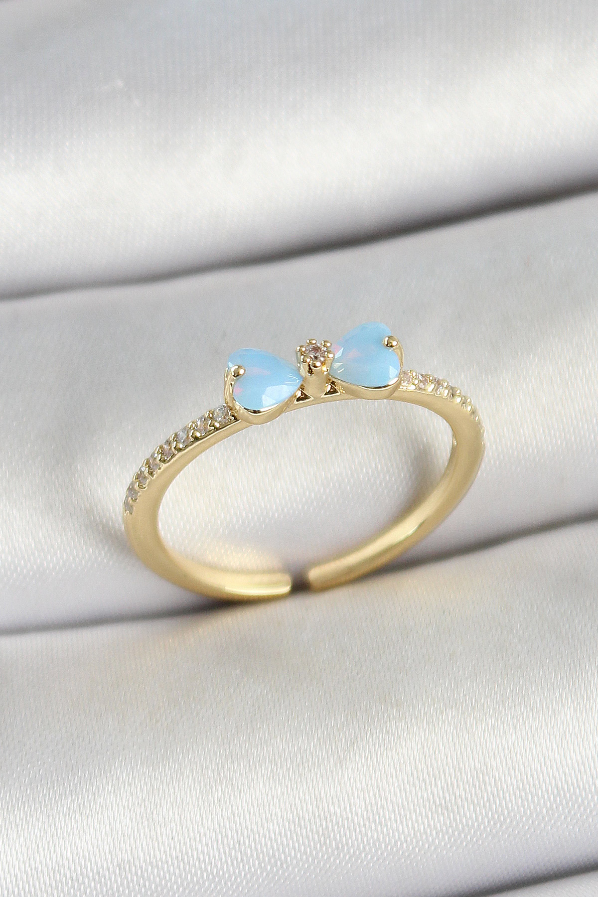 Brass Fusion Figurized Zirconia Stone Gold Color Adjustable Female Ring