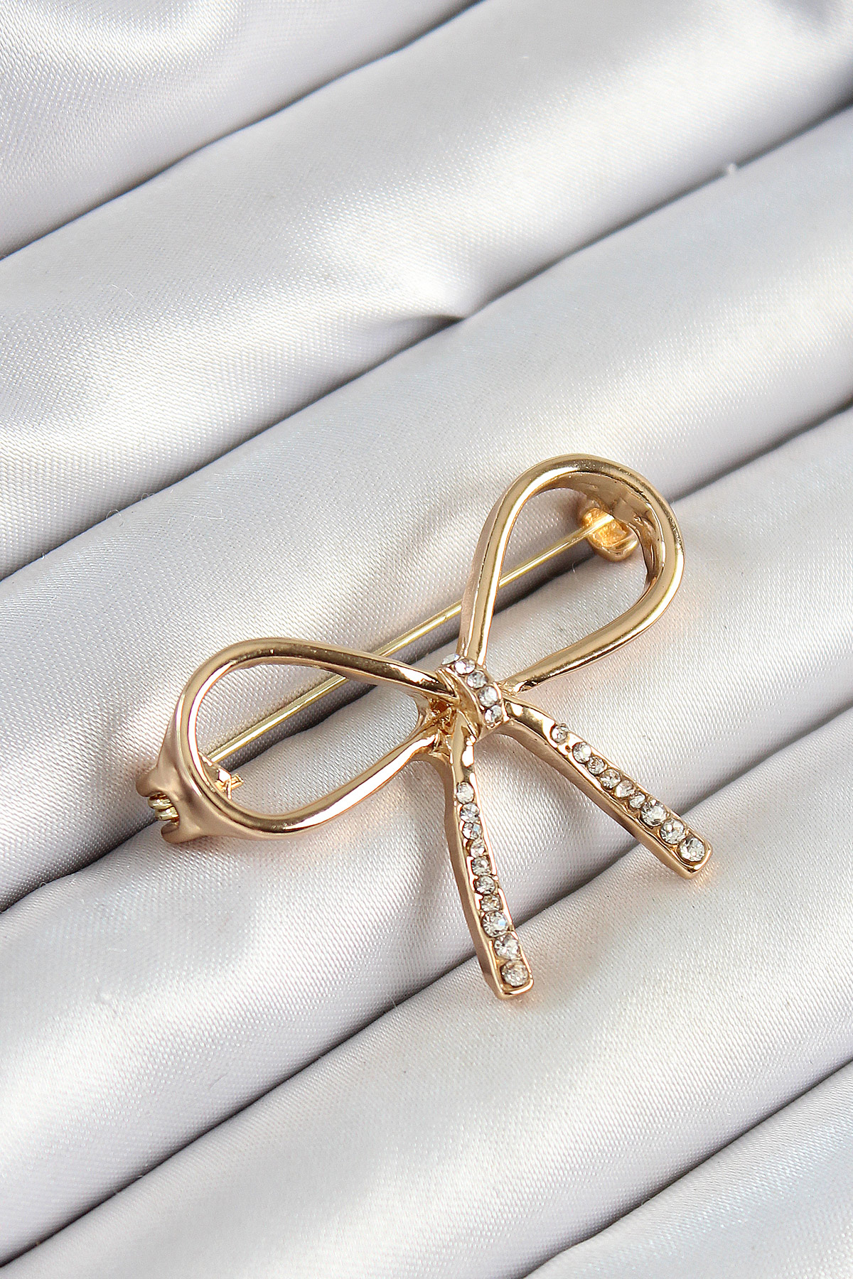 Zircon Stone Detailed 3D Fionk Figure Gold Color Female Brooch