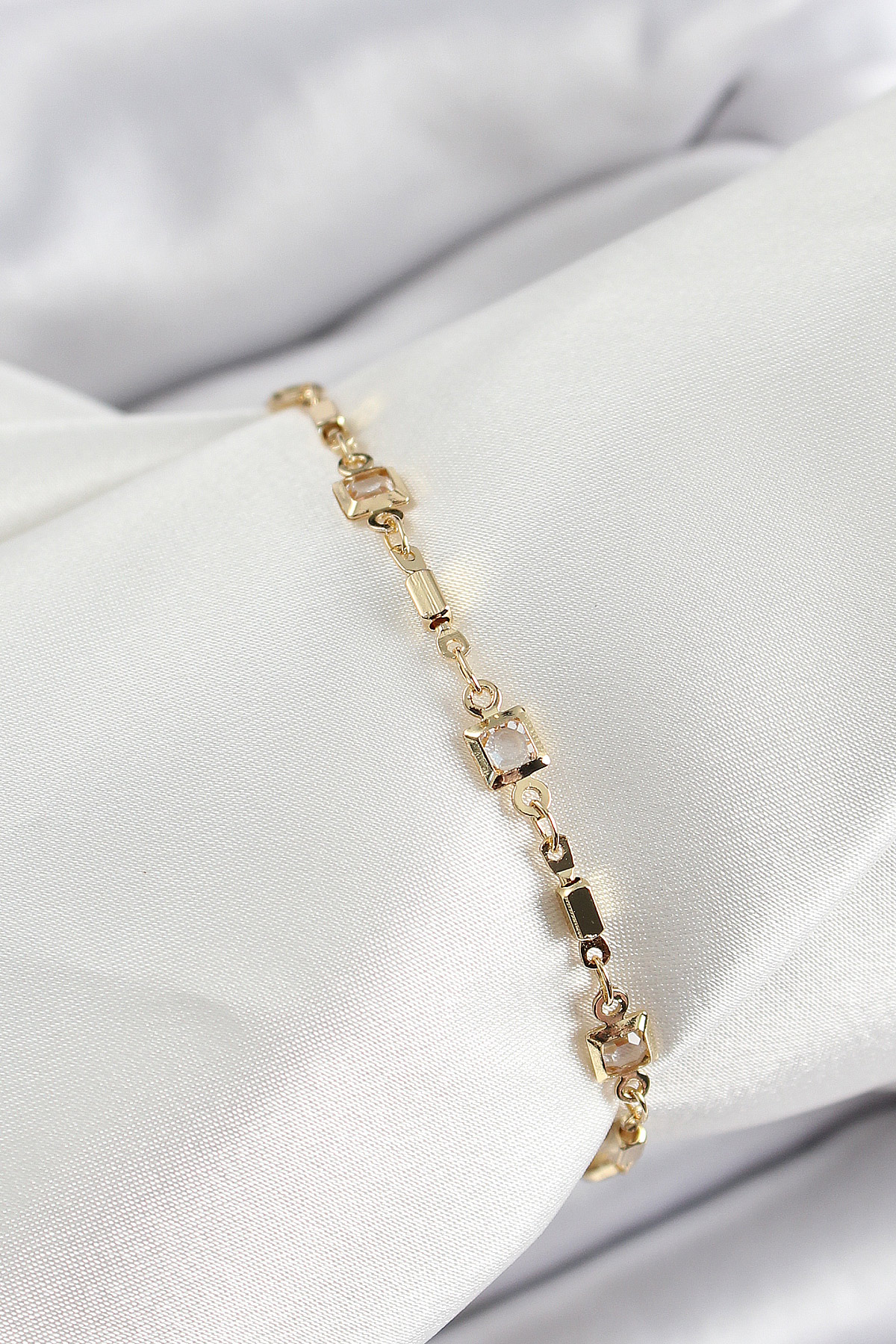 Brass Gold Color Zirconia Stone Female Bracelet