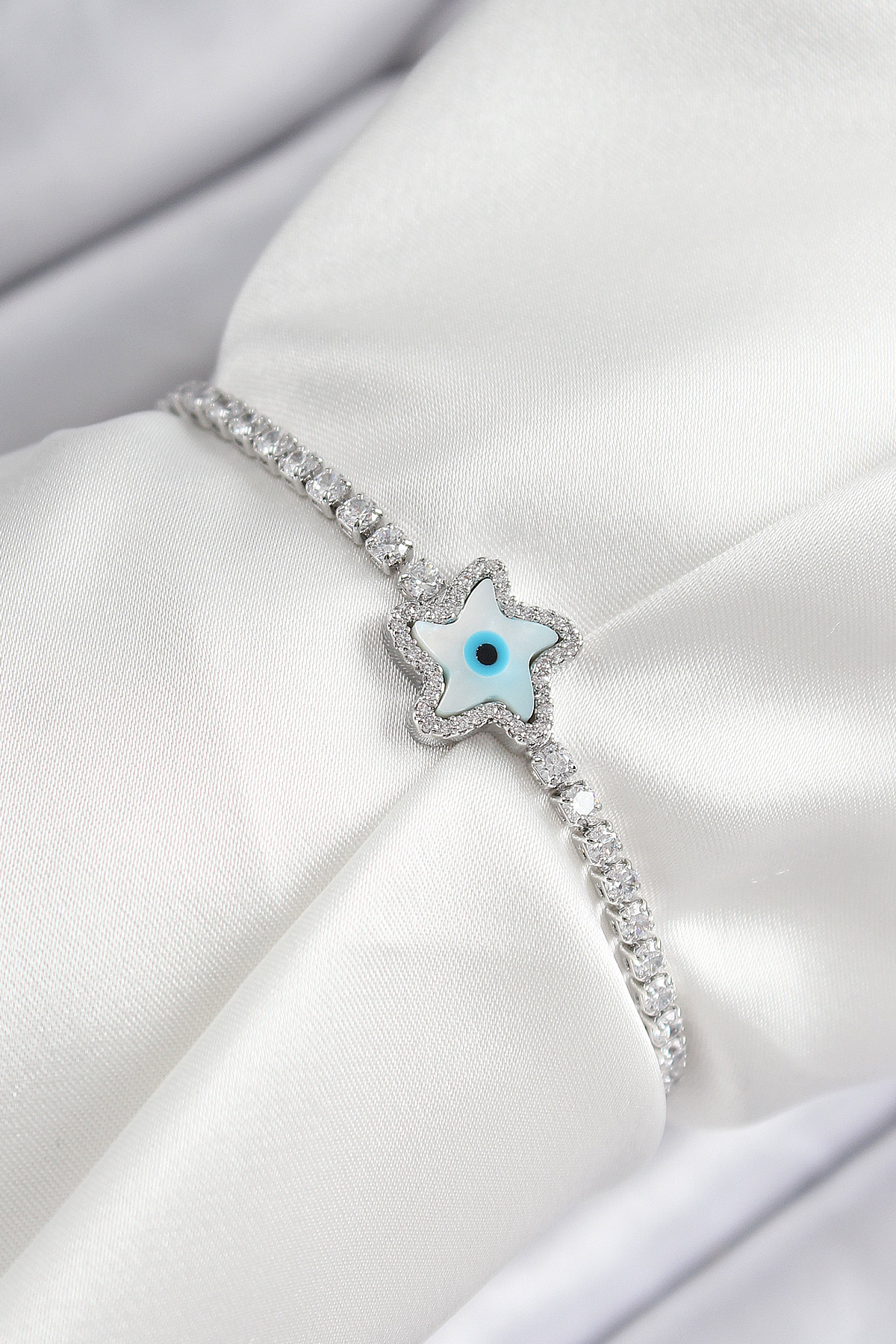 Brass Zircon Stone Nazar Star Model Silver Color Elevator Female Bracelet
